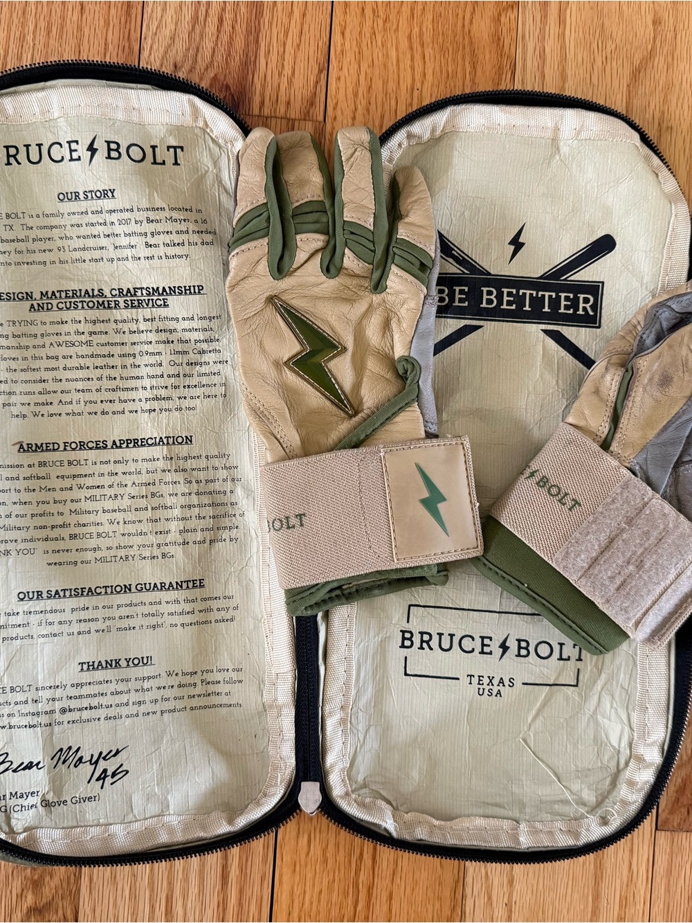 Bruce Bolt Batting Gloves Youth Size Small